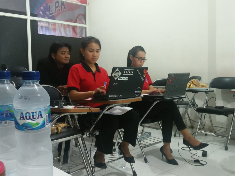 In House Training Pemasaran Gigital LKP AEC Banyuwangi